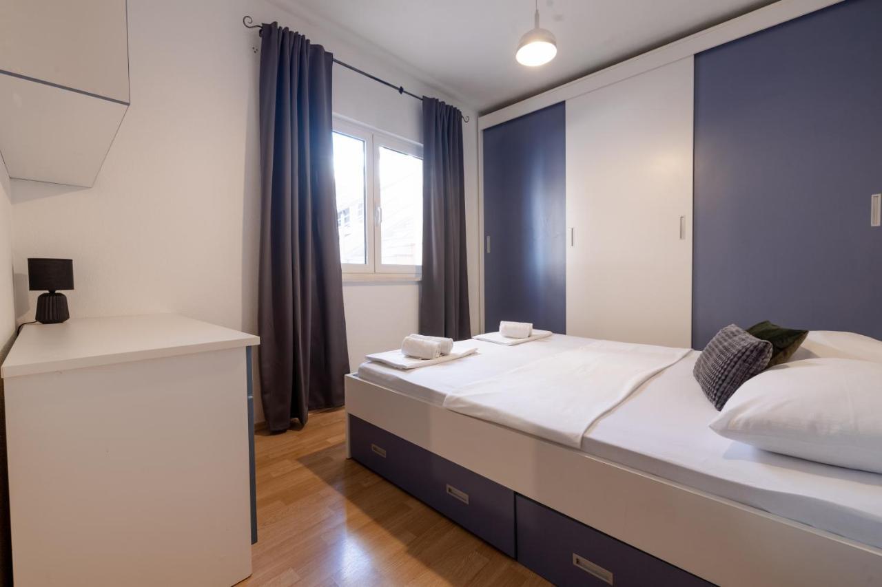 Apartment Dany - Free Beach Parking Makarska Kültér fotó
